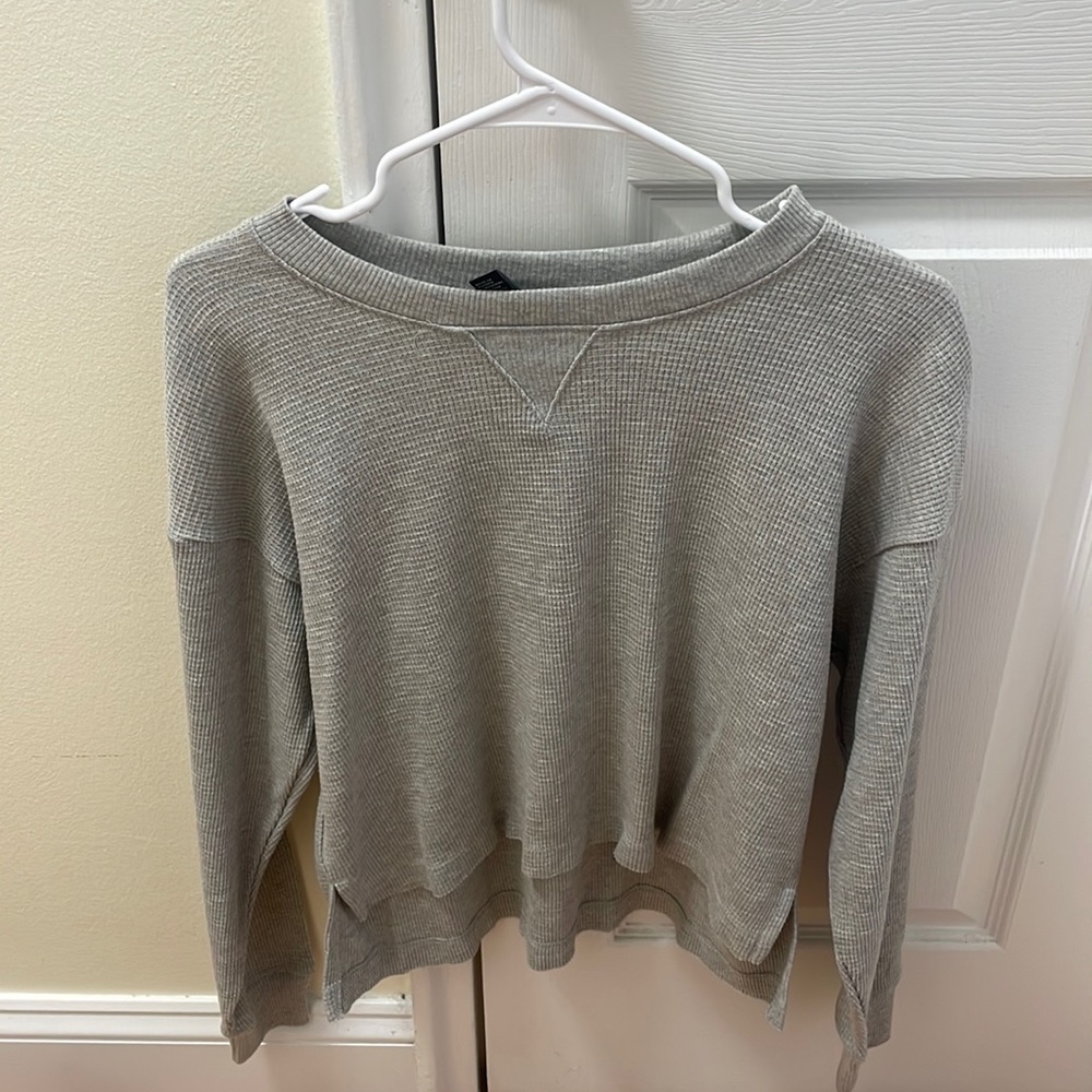 Forever 21 long sleeve sweater